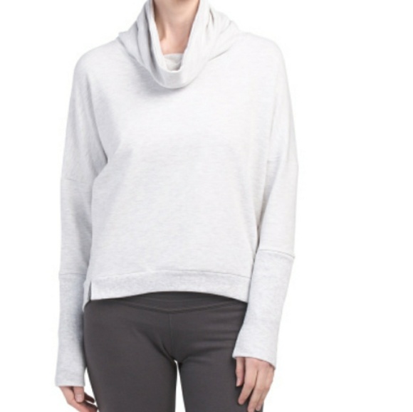 SWEATSHIRT PERFECT FOR SPRING 🌷🌷🌷 - Picture 2 of 4